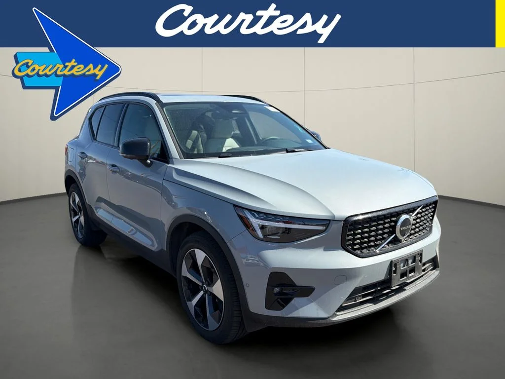 2026 Volvo XC40