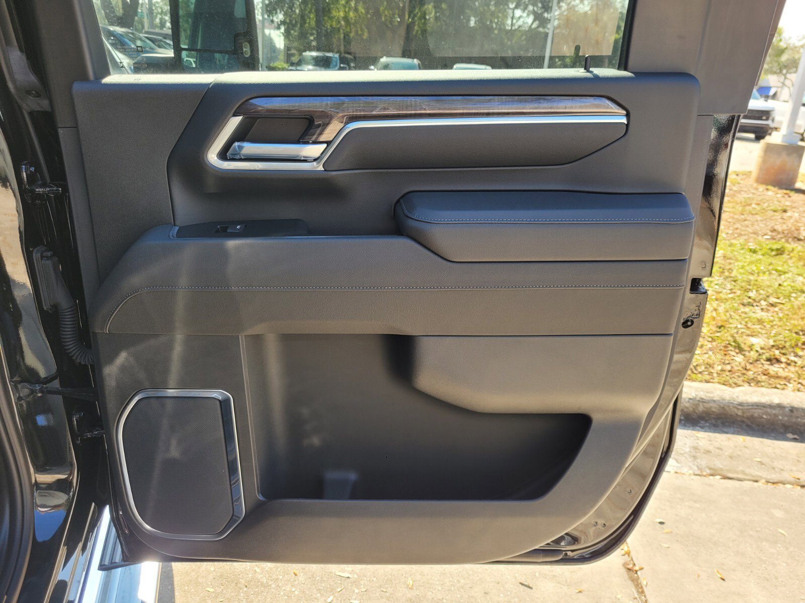 2025 Chevrolet Silverado 2500 HD LTZ - Photo 19