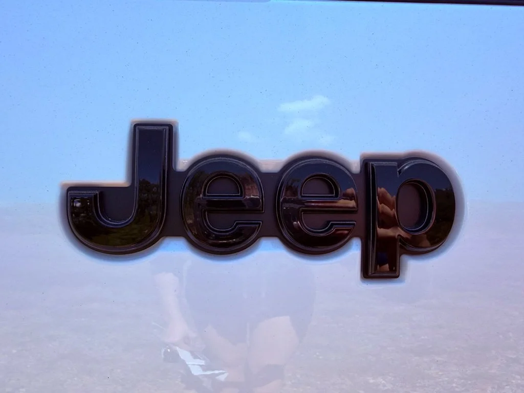 Used 2024 White Jeep Altitude X image 36
