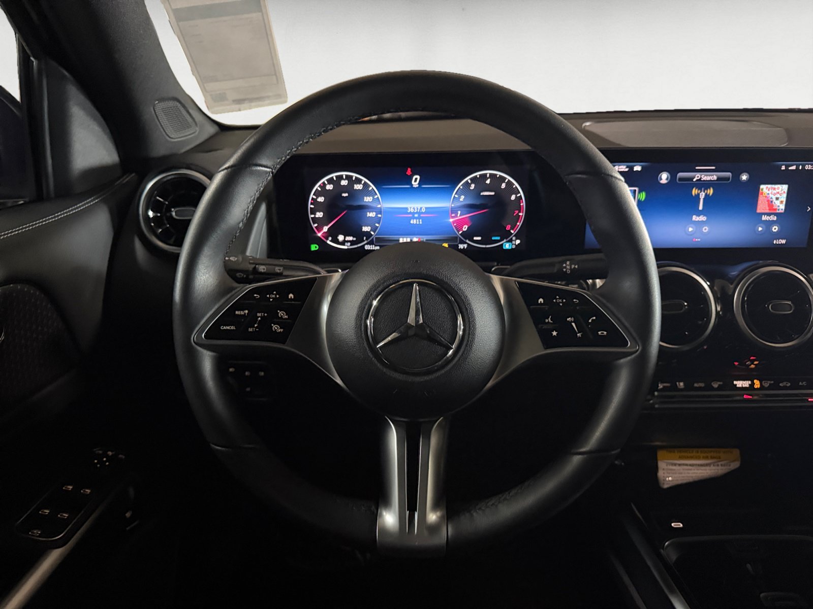 Used 2026 Black Mercedes-Benz GLB 250 image 11
