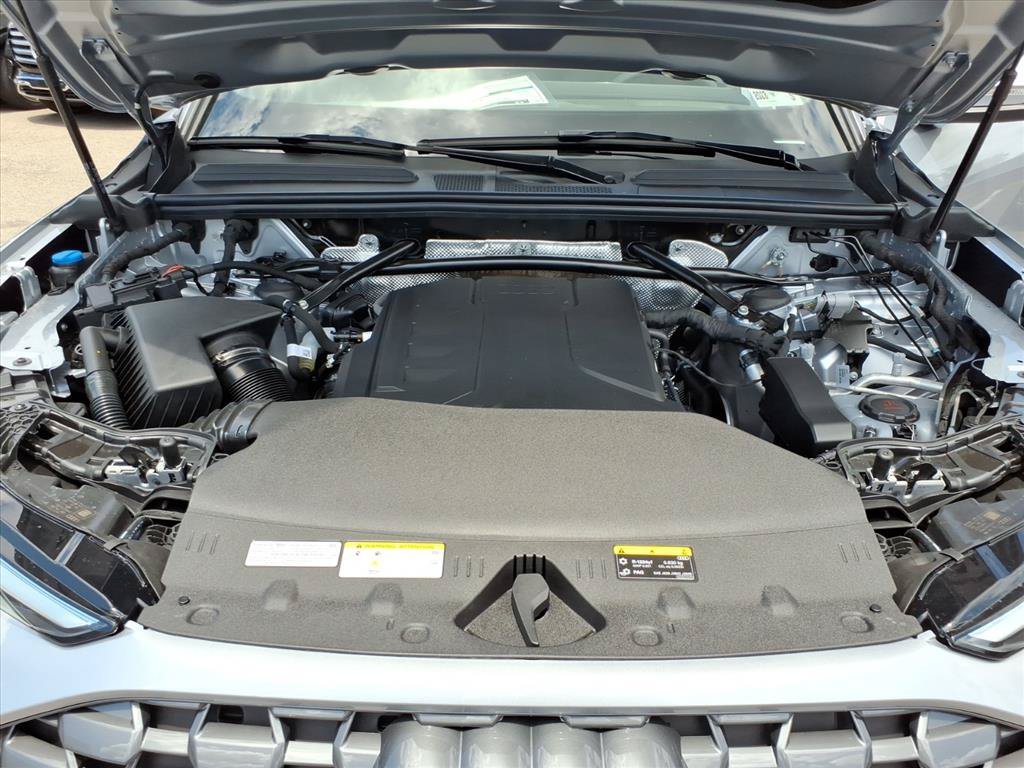 New 2026 Florett Silver Metallic Audi Premium image 10