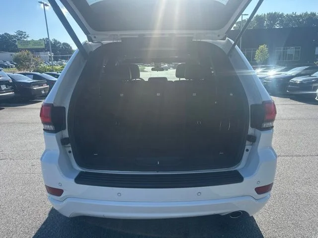 Used 2021 White Jeep Laredo X image 12