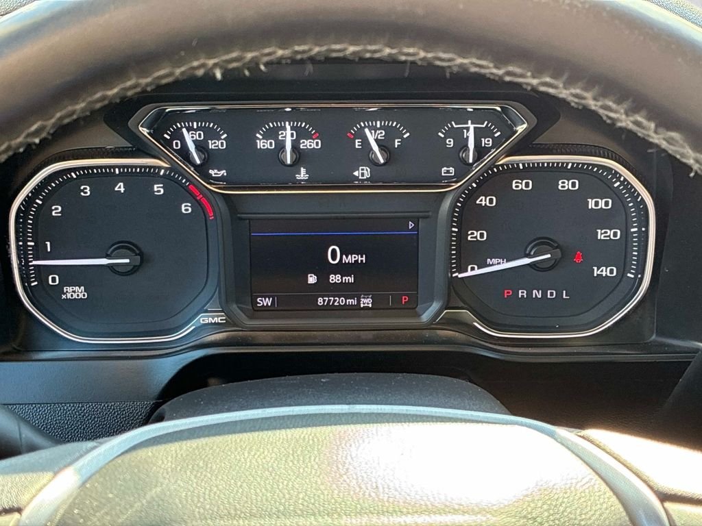 Used 2021 Red GMC SLT image 27