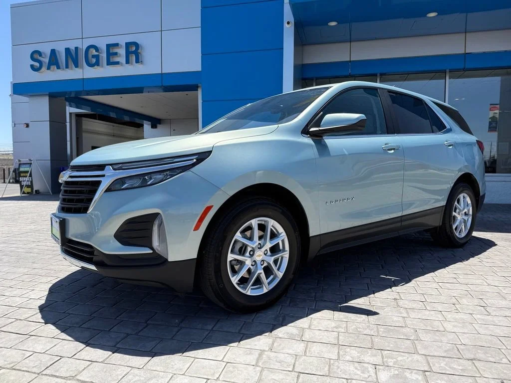 Used 2022 Seaglass Blue Metallic Chevrolet LT image 4