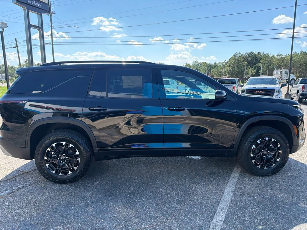 New 2027 Mosaic Black Metallic Chevrolet Z71 image 6