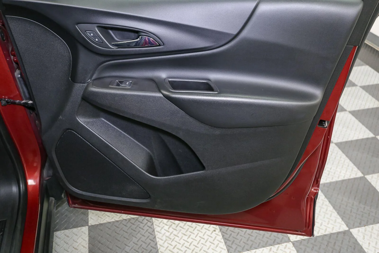 Used 2020 Cajun Red Tintcoat Chevrolet LT image 20