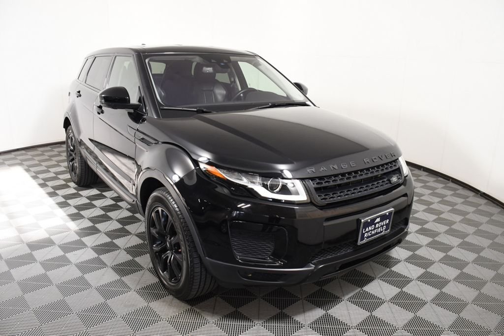 Used 2018 Narvik Black Land Rover SE image 9