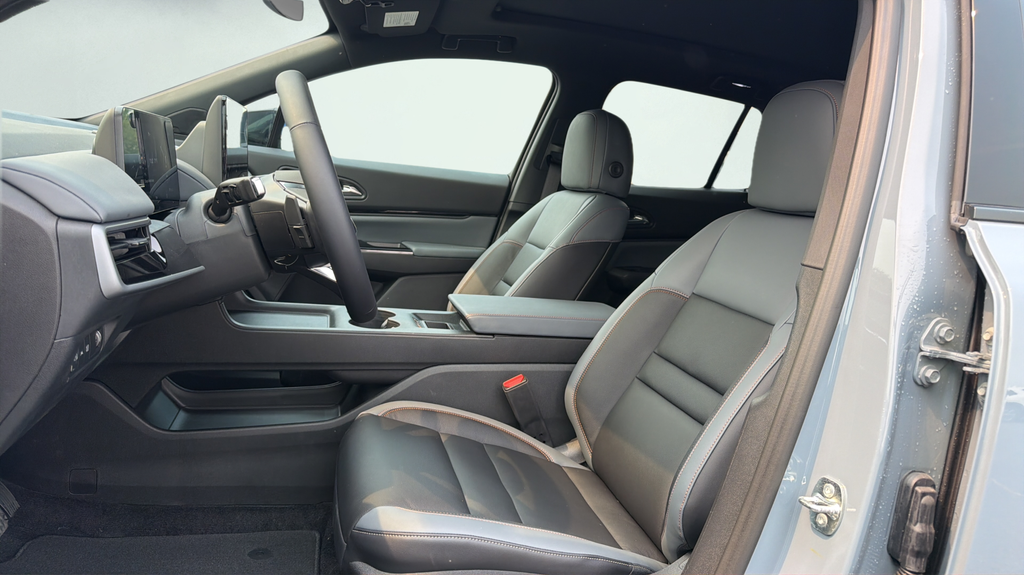 New 2026 Sonic Gray Pearl Honda Touring image 13