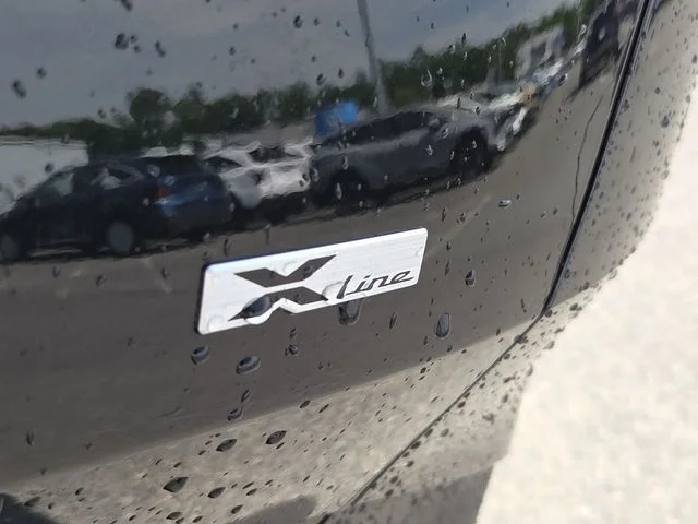 Used 2024 Black Kia X-Line image 6