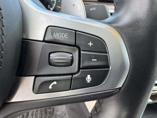 Used 2019 Blue BMW M550i xDrive image 29