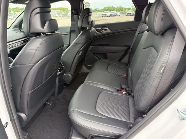 New 2026 Glacial White Pearl Kia X-Line image 7