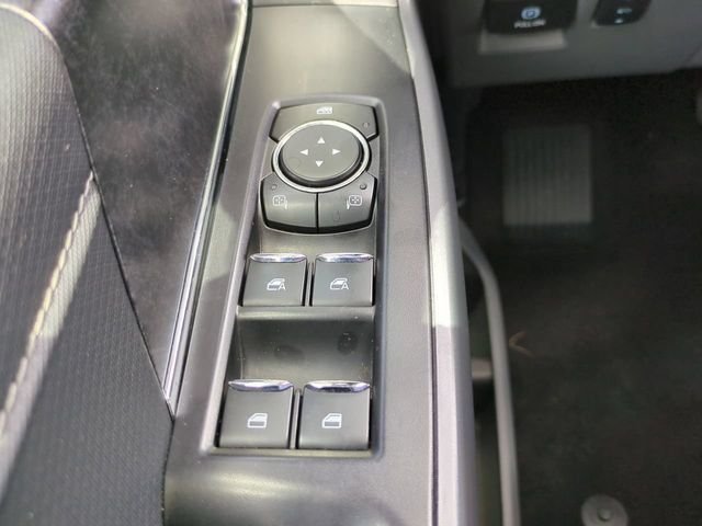Used 2023 Oxford White Ford XLT image 27