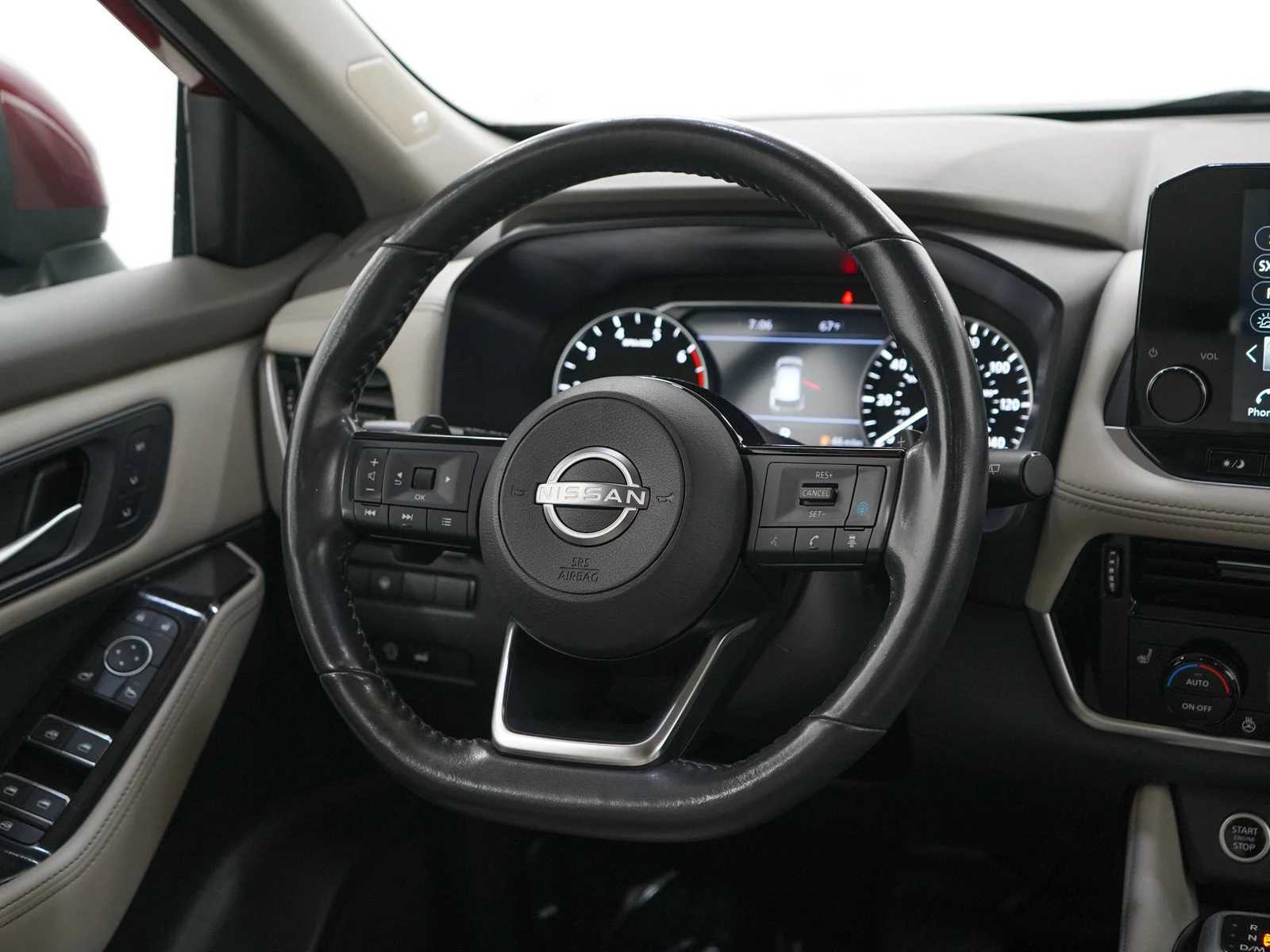 Used 2023 Scarlet Ember Tintcoat Nissan SL image 14