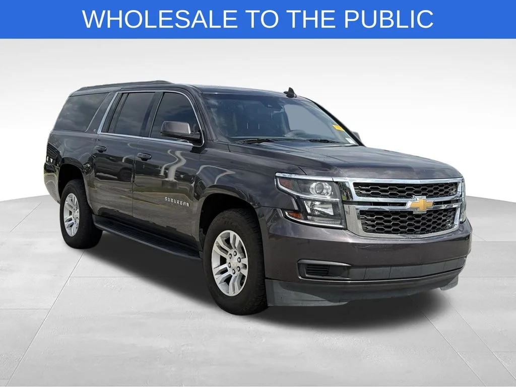 Used 2018 Gray Chevrolet LT image 7