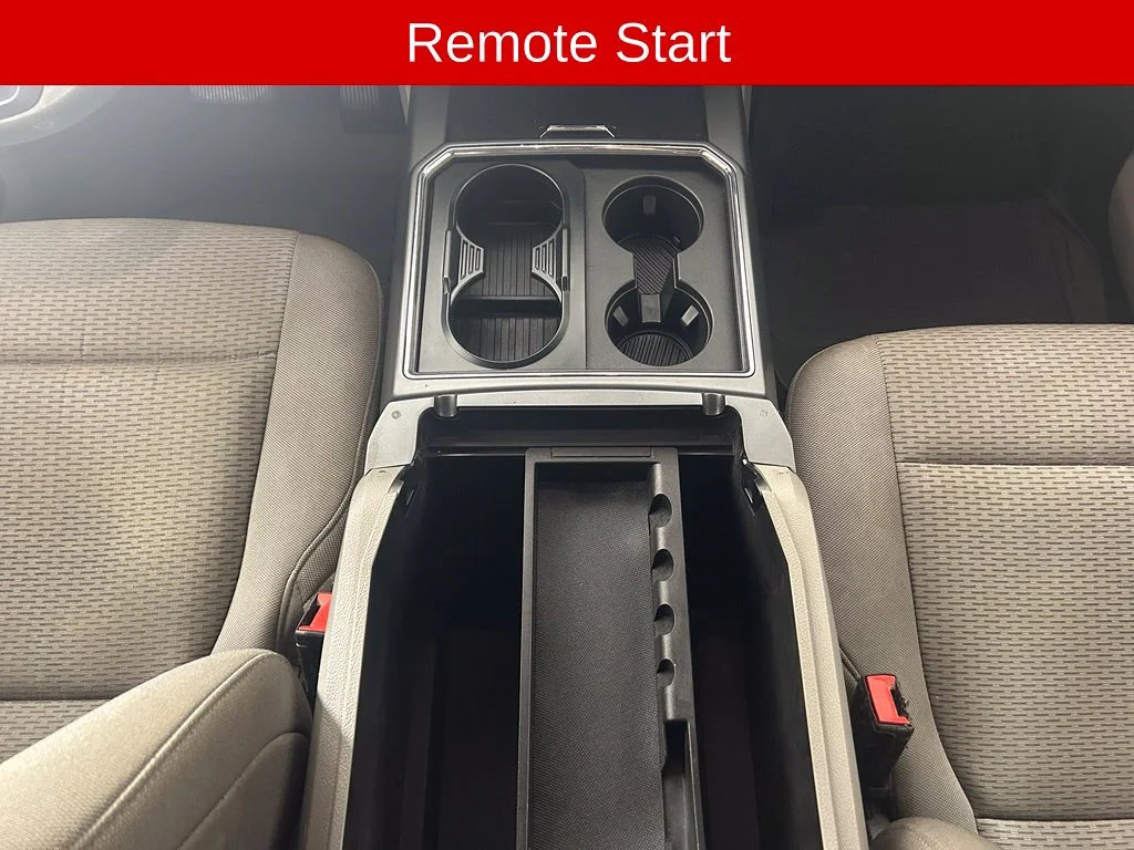 Used 2021 White Ford XLT image 9