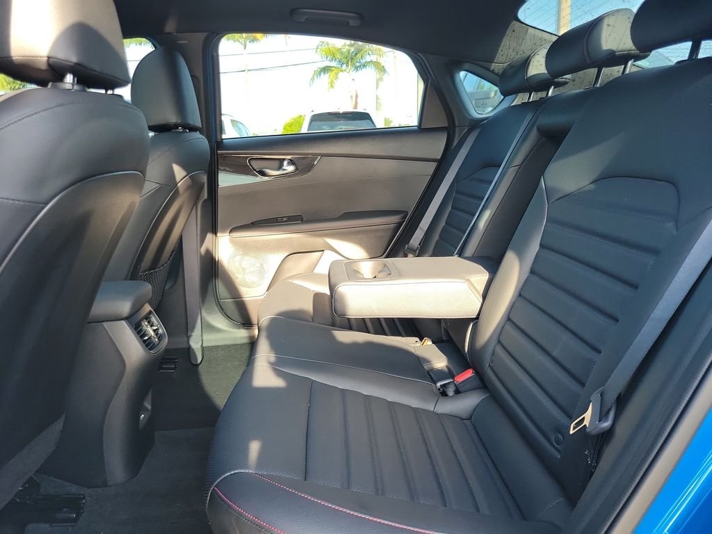 Used 2024 Blue Kia GT image 9