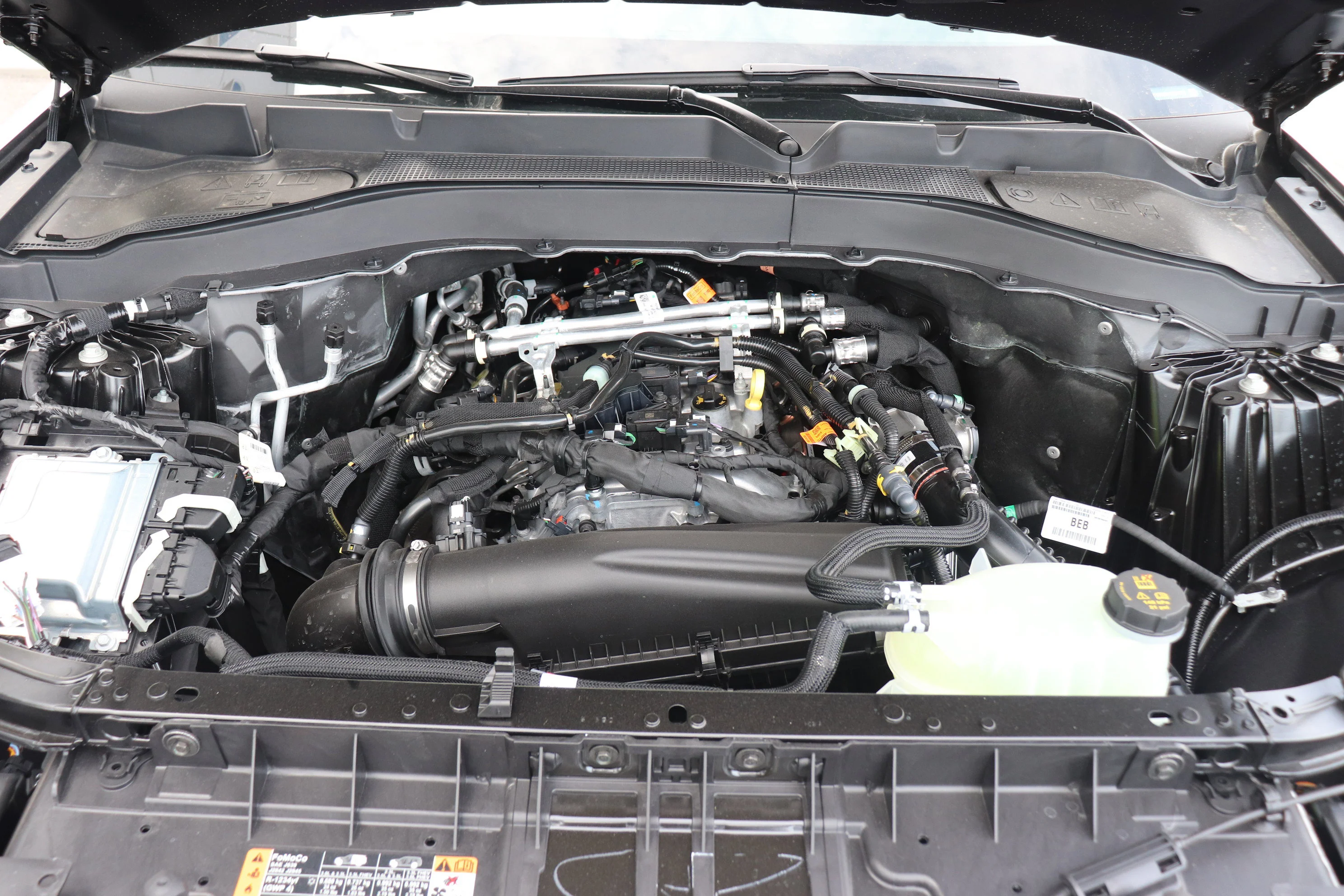 New 2026 CARBONIZED GREY METALLIC Ford Active w/200A Pkg image 5