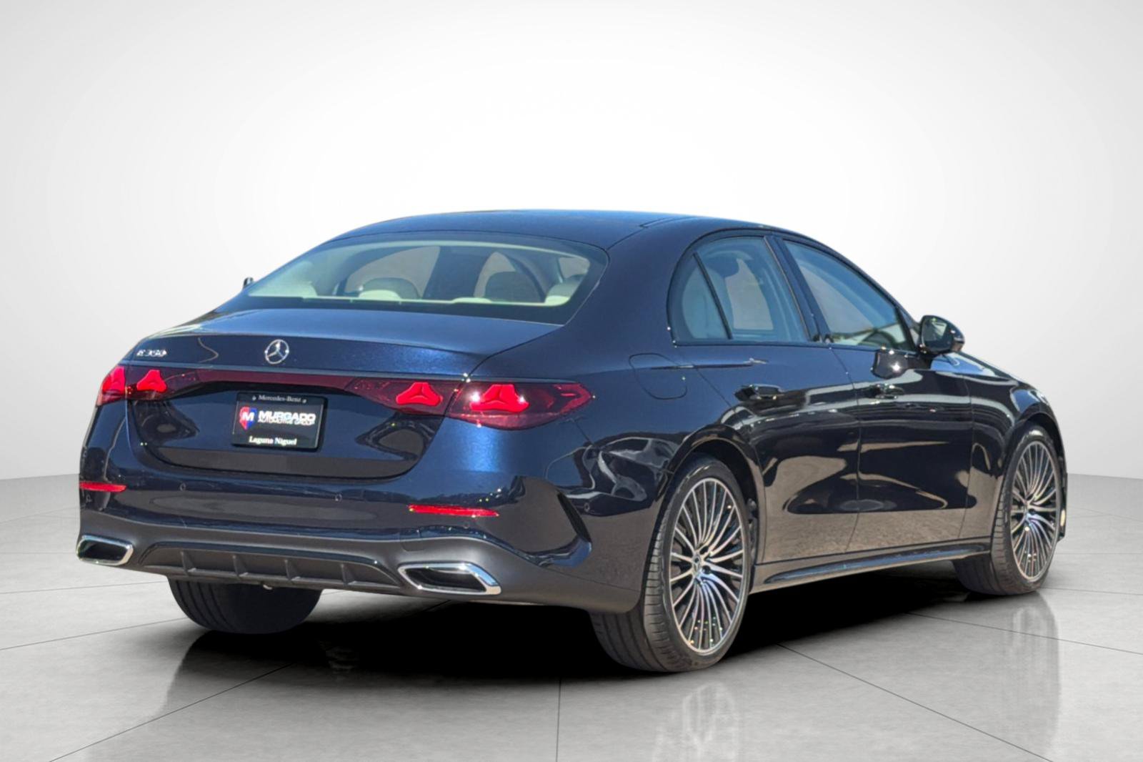New 2027 Nautical Blue Metallic Mercedes-Benz E 350 image 12