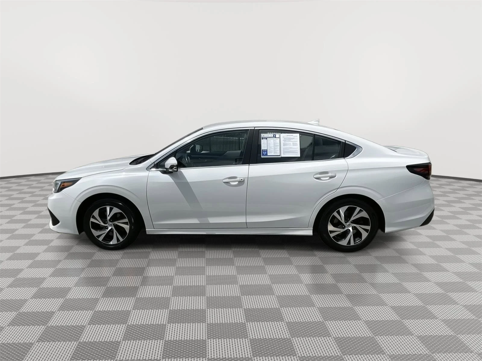 Used 2022 Crystal White Pearl Subaru Premium image 9