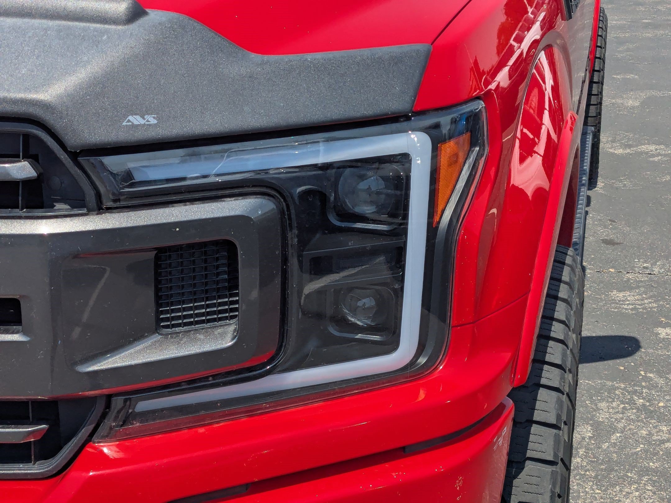 Used 2018 Race Red Ford XLT image 8