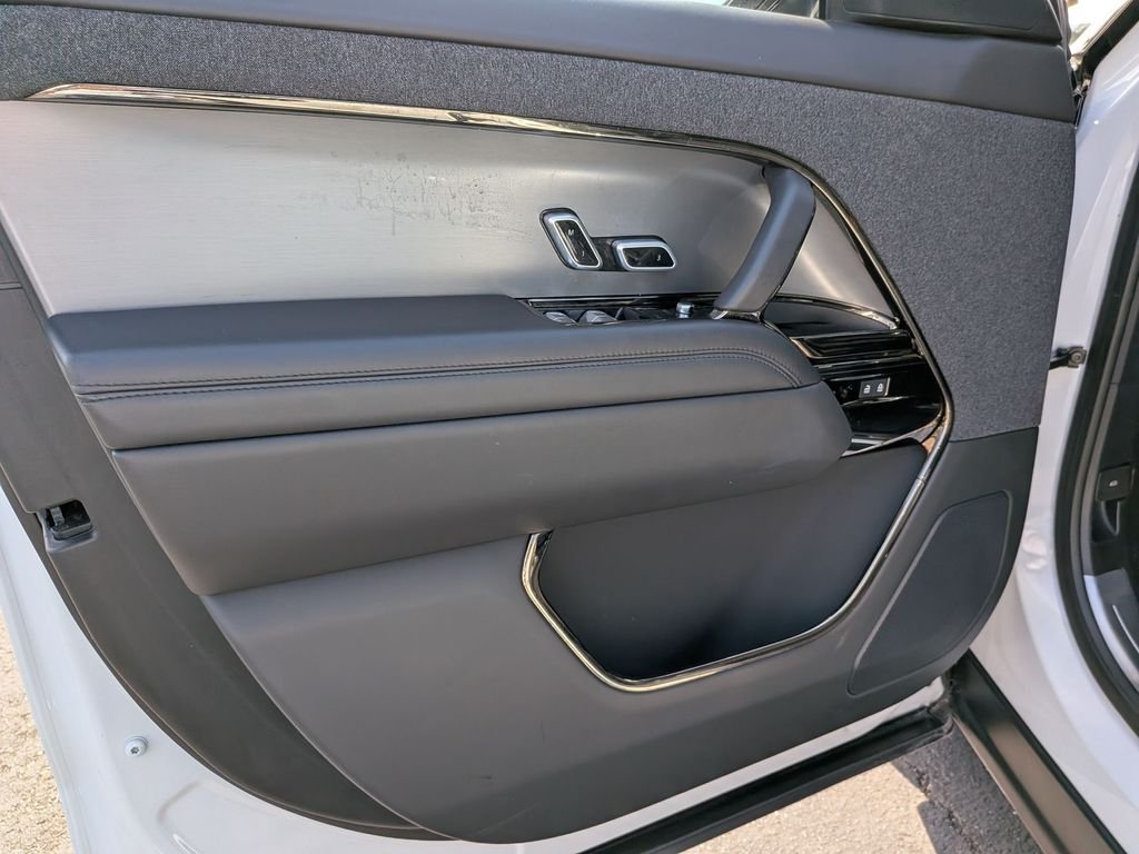 2025 Land Rover Range Rover Sport SE - Photo 12
