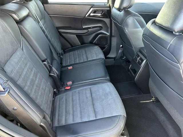 New 2026 Gray Nissan SL image 24