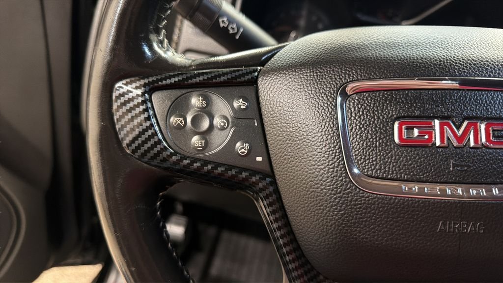 Used 2018 Black GMC Denali image 18