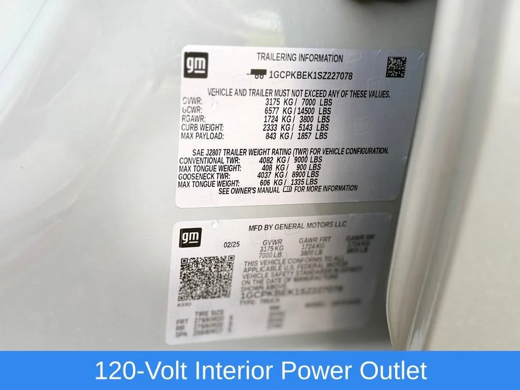 Used 2025 Slate Gray Metallic Chevrolet Custom image 30