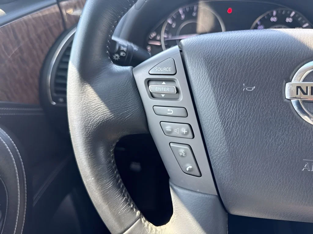 Used 2019 Blue Nissan SL image 19