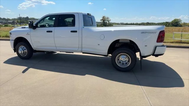 New 2026 Bright White Clear-Coat Exterior Paint RAM Big Horn image 5