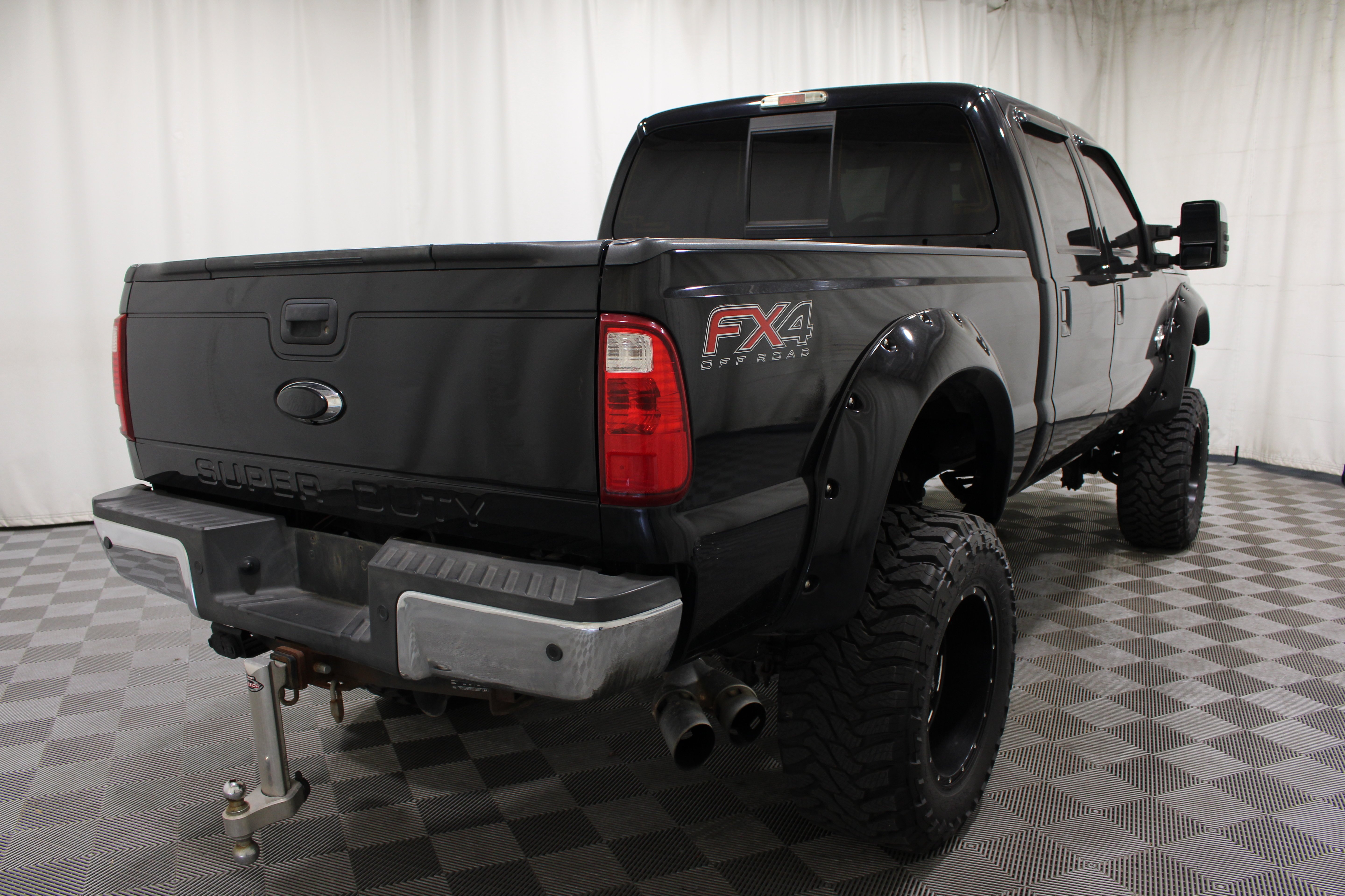 Used 2016 Shadow Black Ford Lariat image 23