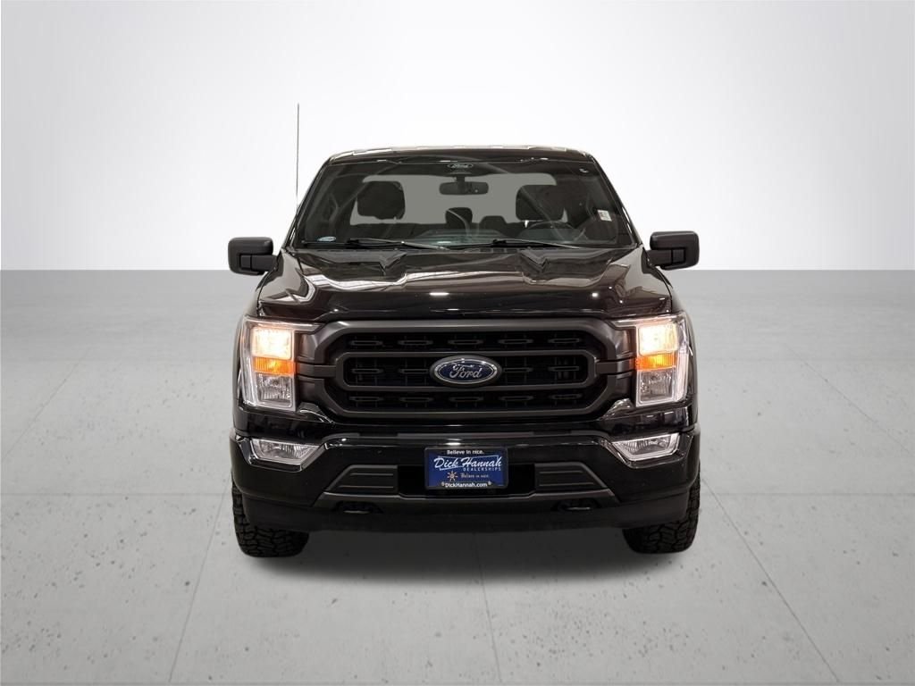 Used 2022 Black Ford XLT image 4