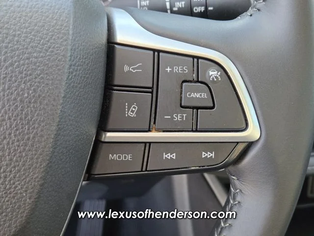 Used 2024 Silver Toyota XLE image 25