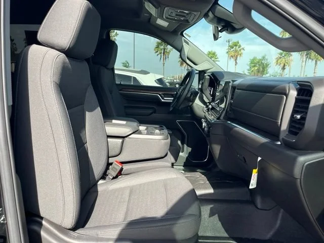 Used 2025 Black Chevrolet LT image 22