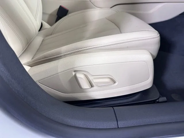 Used 2022 White Audi Premium Plus image 11