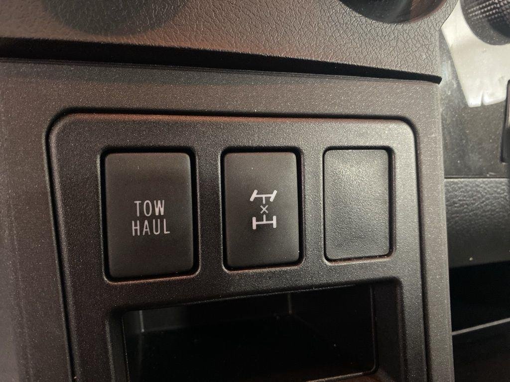 Used 2018 Midnight Black Metallic Toyota Limited image 18