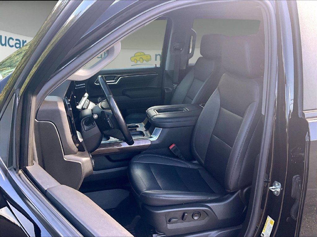 Used 2022 Black Chevrolet RST image 10