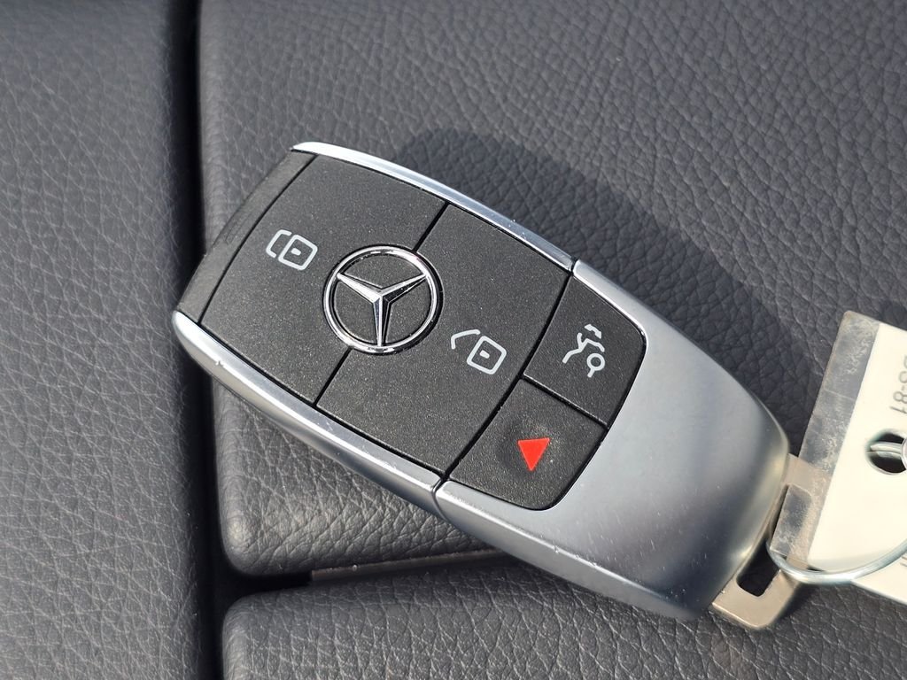 New 2026 Gray Mercedes-Benz GLE 350 image 42