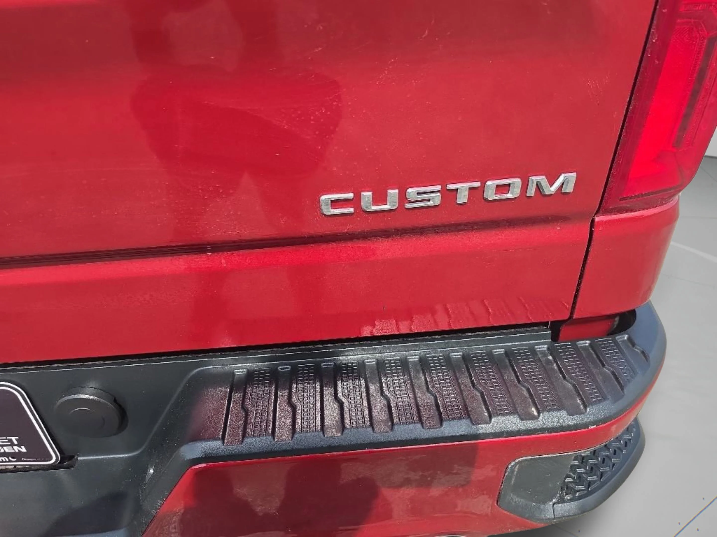 Used 2020 Cajun Red Tintcoat Chevrolet Custom image 34