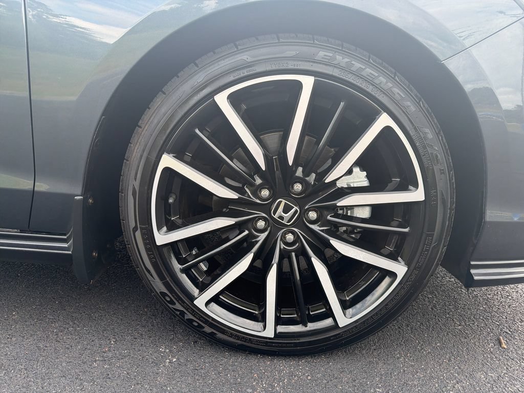 2023 Honda Accord Hybrid Touring - Photo 13