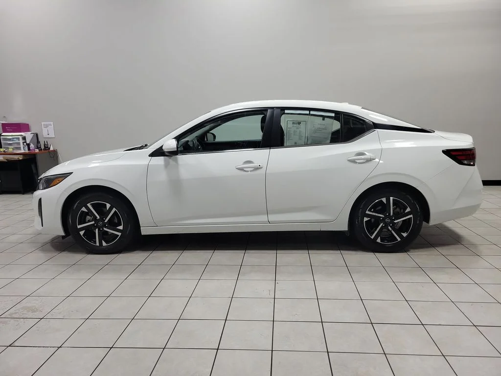 Used 2025 White Nissan SV image 9