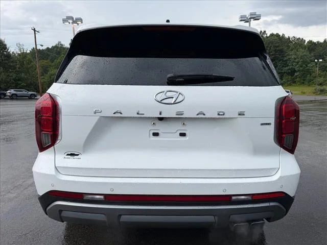 Used 2023 Hyper White Hyundai Limited image 4