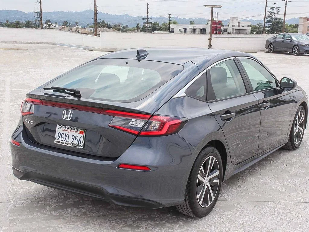 Certified Used 2023 Meteorite Gray Metallic Honda LX image 6