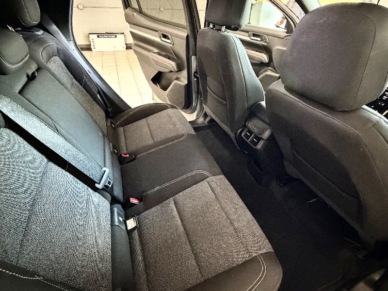 Used 2025 Gray GMC FWD Elevation image 17