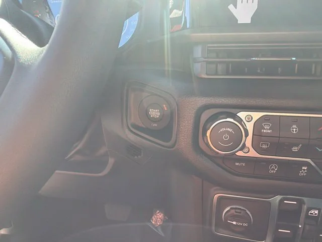 New 2026 Joose Jeep Sport S image 30