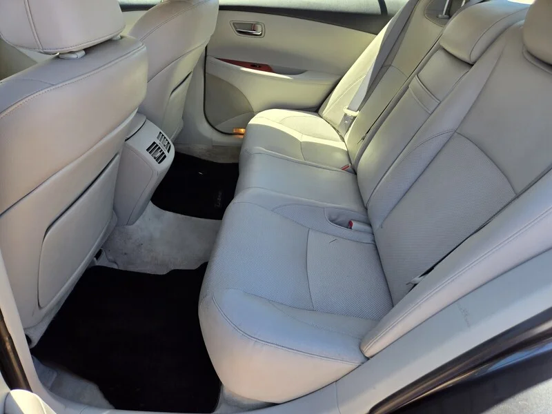 Used 2008 Gray Lexus 4DR SDN AT image 9
