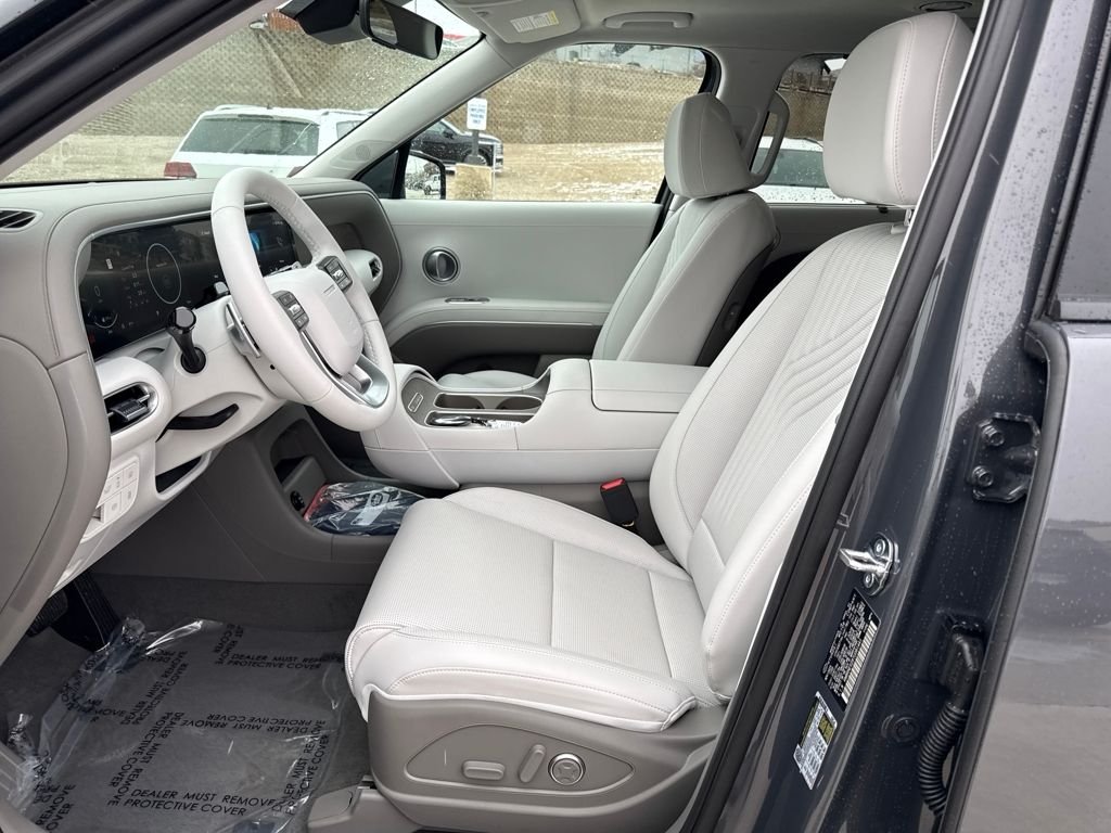 New 2026 Gray Hyundai SEL Premium AWD image 9