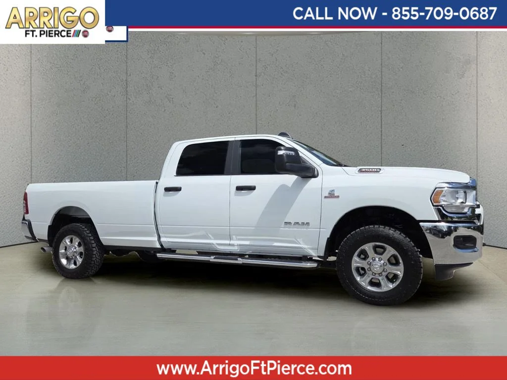 2024 RAM 3500 Big Horn 4X4 Crew Cab LWB's photo
