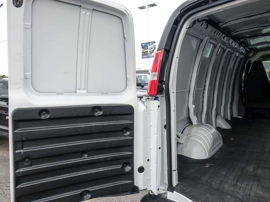 Used 2024 Summit White Chevrolet Work Van image 21