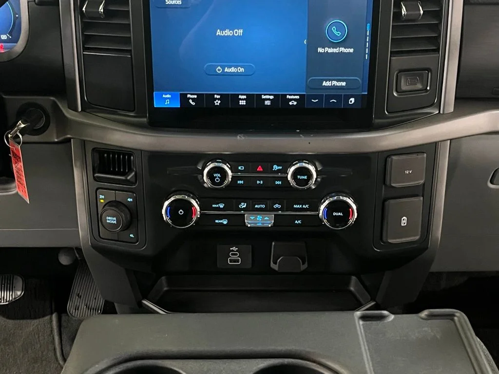 Used 2025 Black Ford XLT image 20